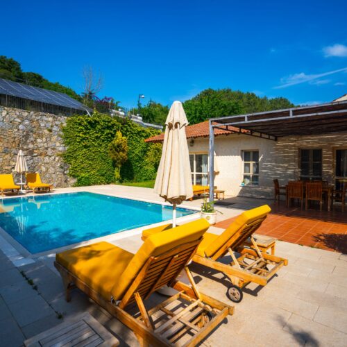 Villa Cedrus